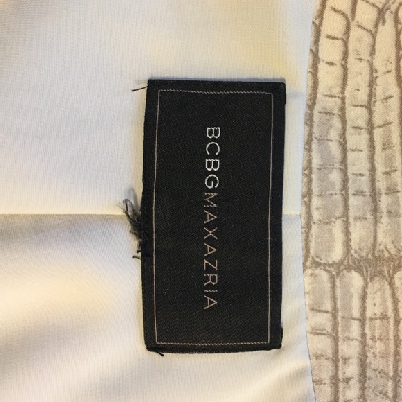 BCBGMaxaria Fitted Blazer - Picture 5 of 7